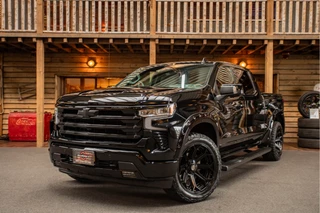 Chevrolet Silverado 2024 - High Country 6.2 V8 image 2