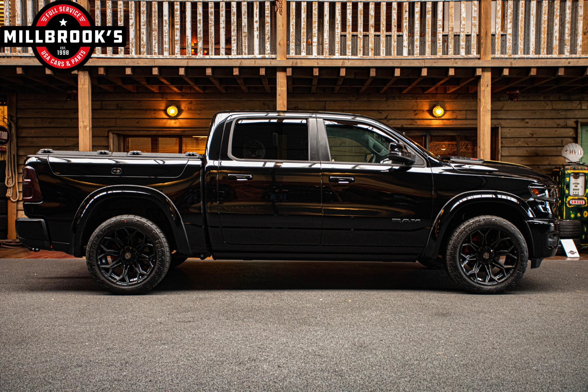 Dodge Ram 1500 2024 - limited H/O 540PK obrázek 5