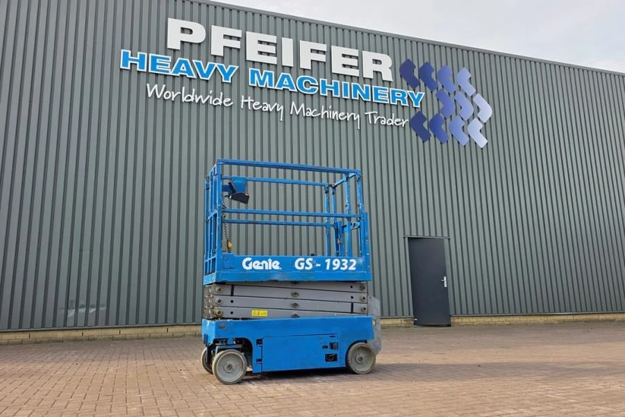 Genie 2015 - GS1932 Electric, Working Height 7.8 m, 227kg Capac immagine 1