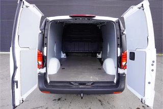 Mercedes-Benz Vito 2021 - 114 CDI 136pk Automaat Lang L2 Trekhaak Apple Carplay Camera Navi Stoelverwarming ACC Cruise control image 3 thumbnail