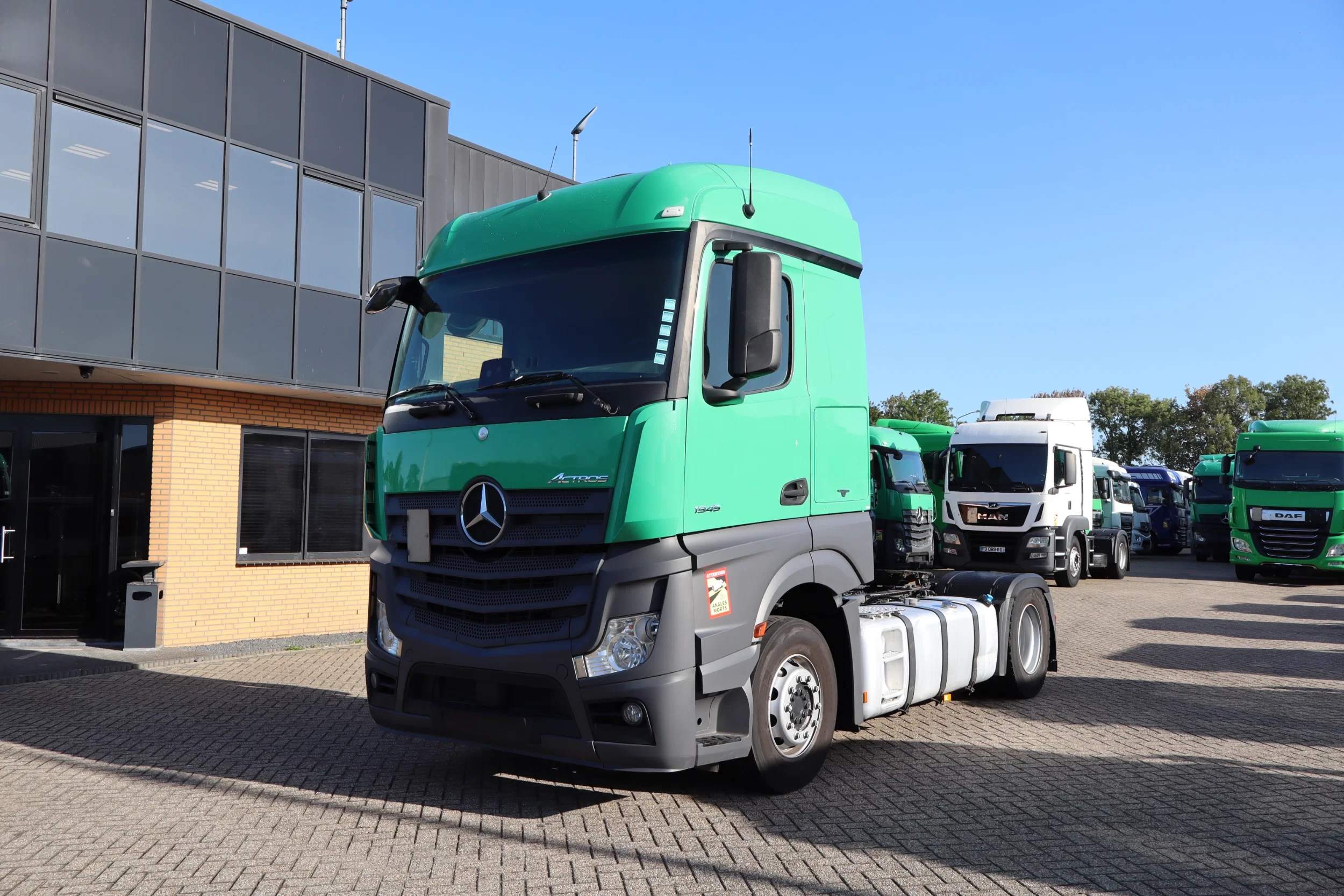 Mercedes-Benz Actros 2016 - 1845 * EURO6 * 4X2 * 2 tank * zdjęcie 1