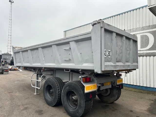 CIF 1999 - 2 Axle Steel Tipper , Spring Suspension , Drum Brakes imagem 5