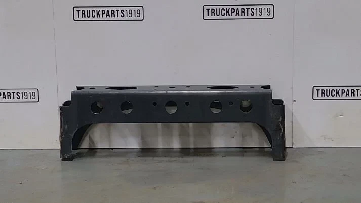 Mercedes-Benz - Body & Chassis Parts Eindbalk chassis MB afbeelding 1