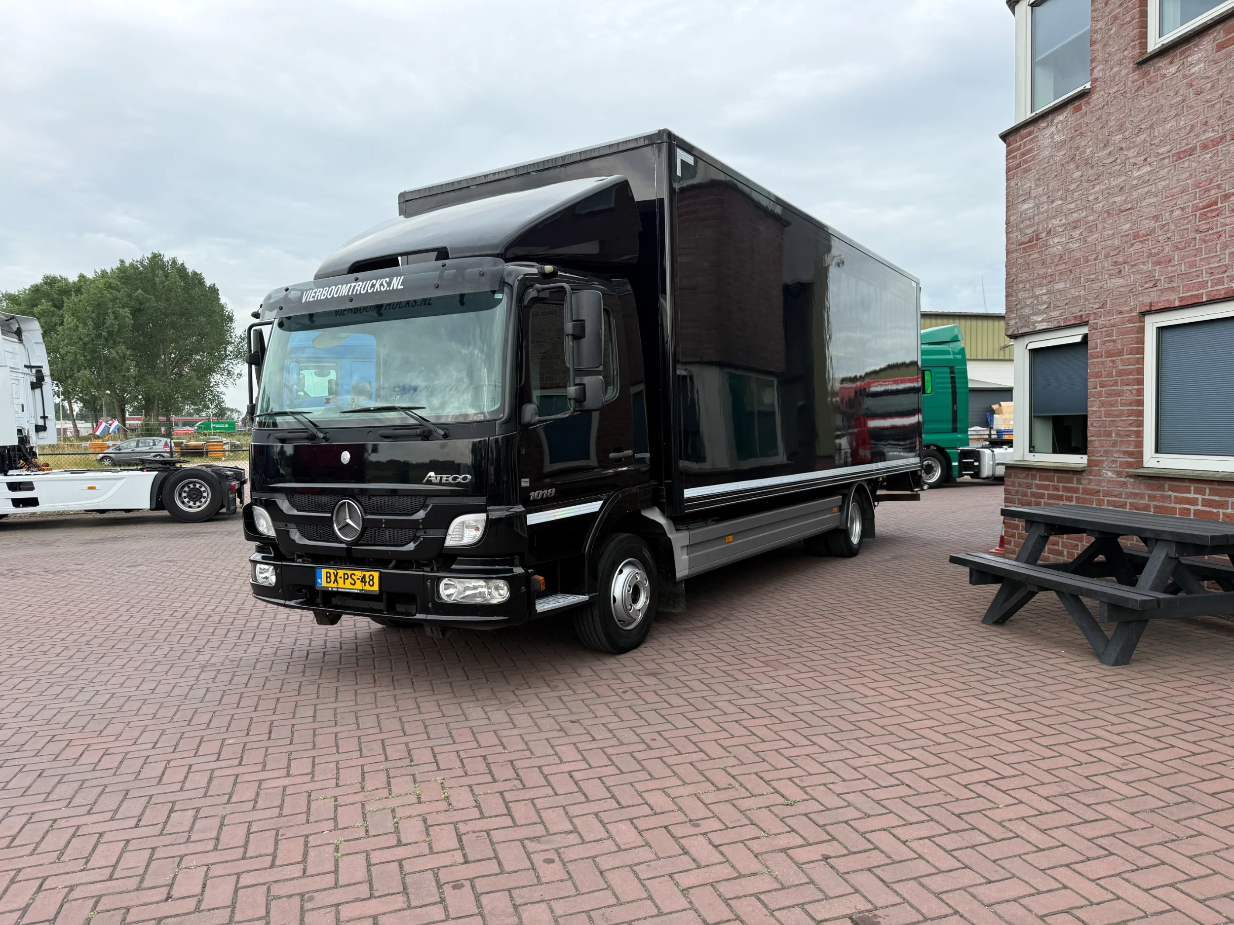 Mercedes-Benz Atego 2010 - 1018 Atego 1018L Euro5 Koffer mit Lbw / Klima / afbeelding 2