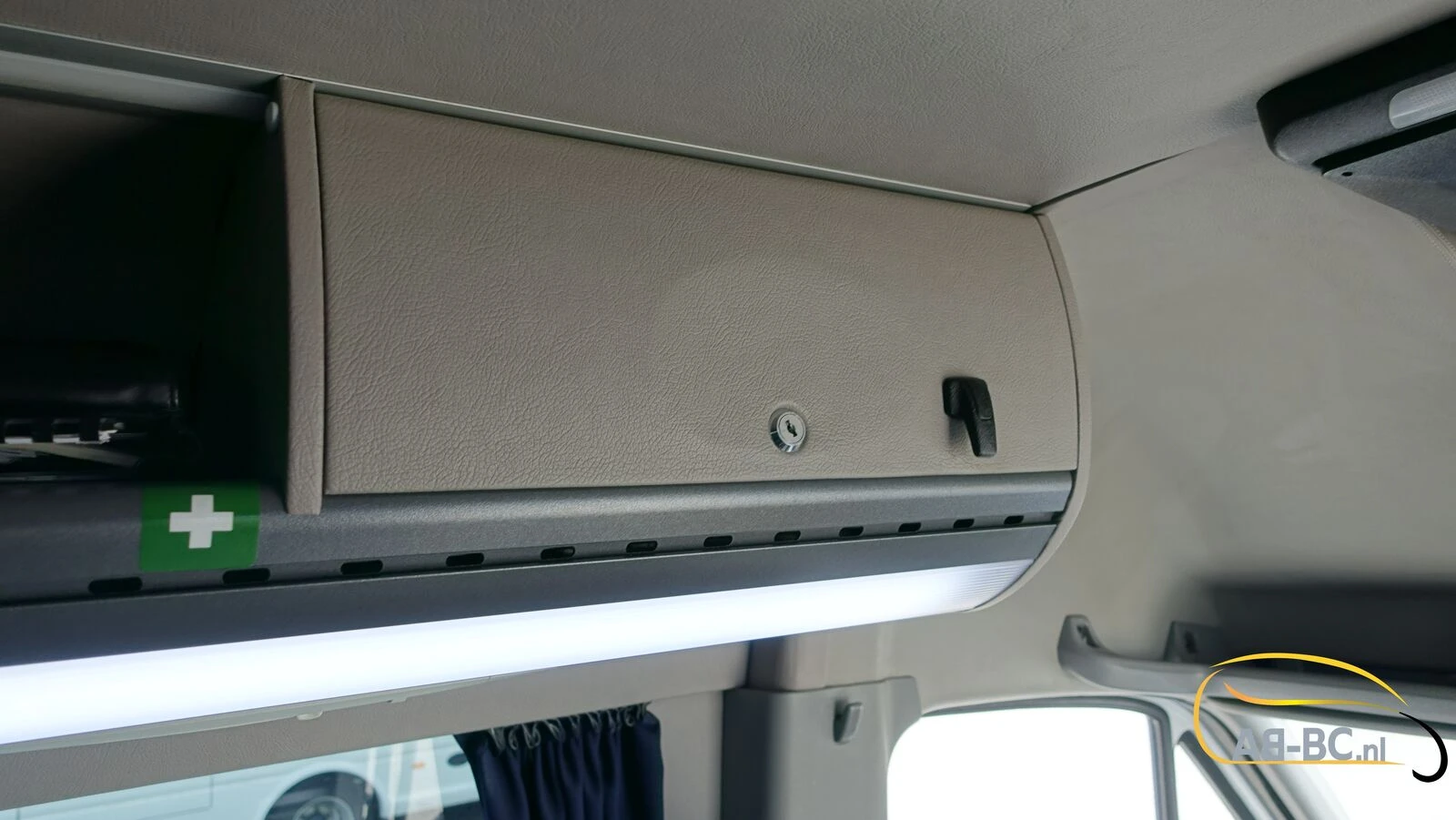 Mercedes-Benz Sprinter 2015 - Altas 17 Seats EURO 6 изображение 34