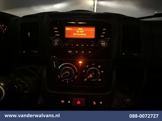 Peugeot Boxer 2022 - 2.2 BlueHDi 141pk Bakwagen 436cm Lang Laadklep Euro6 Airco | Cruisecontrol | 955kg laadvermogen obrazek 16