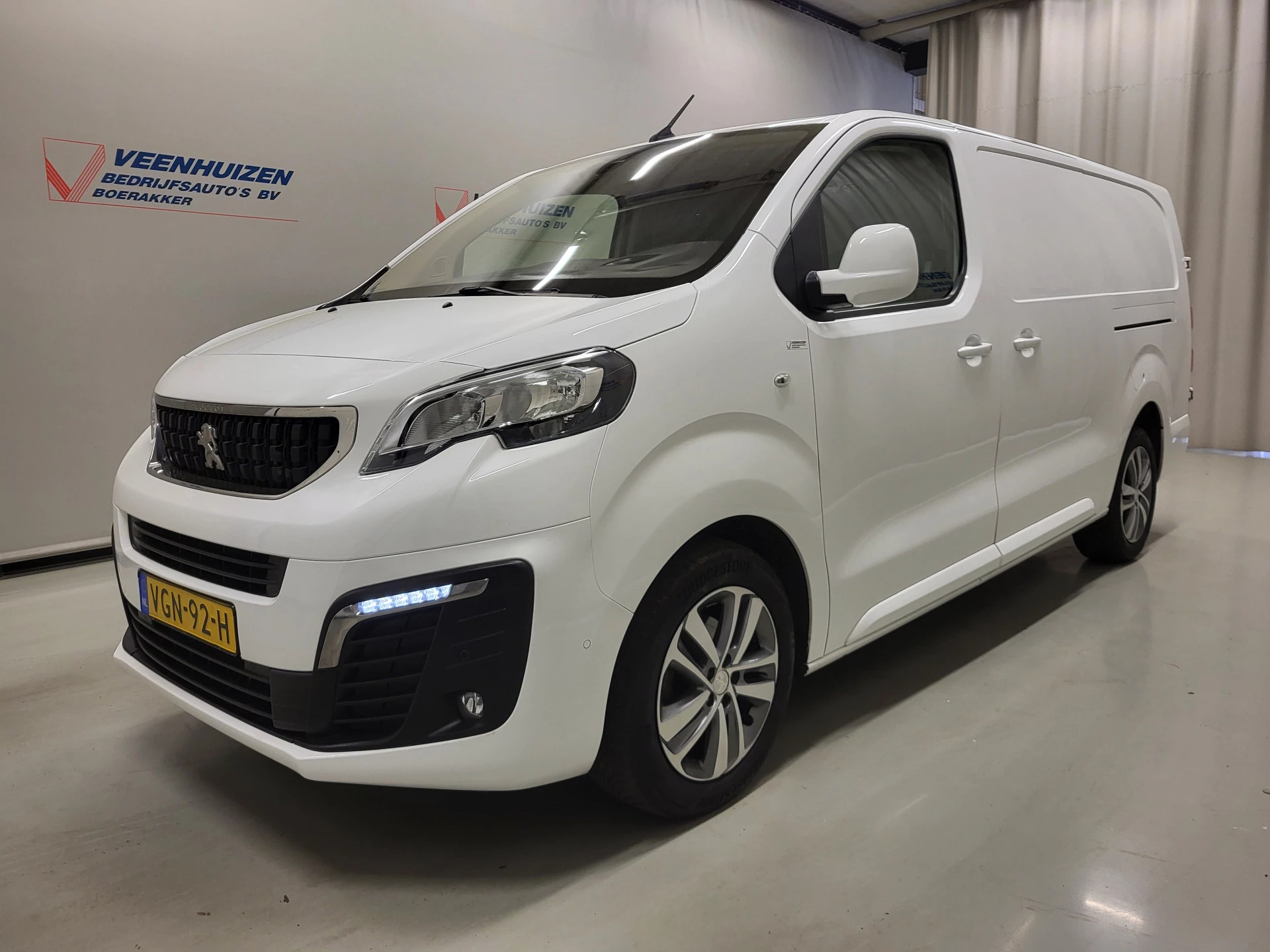 Peugeot Expert 2020 - 2.0BlueHDI 120pk Automaat Euro 6! image 2