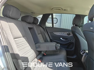 Mercedes-Benz GLC 2021 - 300e 4Matic Airco Ambiente Night Pakket Trekhaak obrazek 35