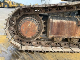 Hyundai R360LC-7 2005 - N/A imagem 11