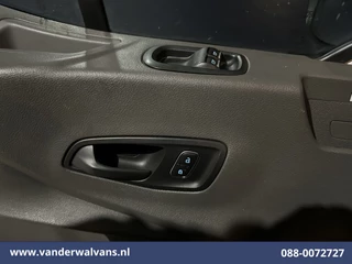 Ford Transit 2021 - 2.0 TDCI 170pk L3H3 Euro6 Airco | Navigatie | 2500kg Trekhaak | Cruisecontrol image 17