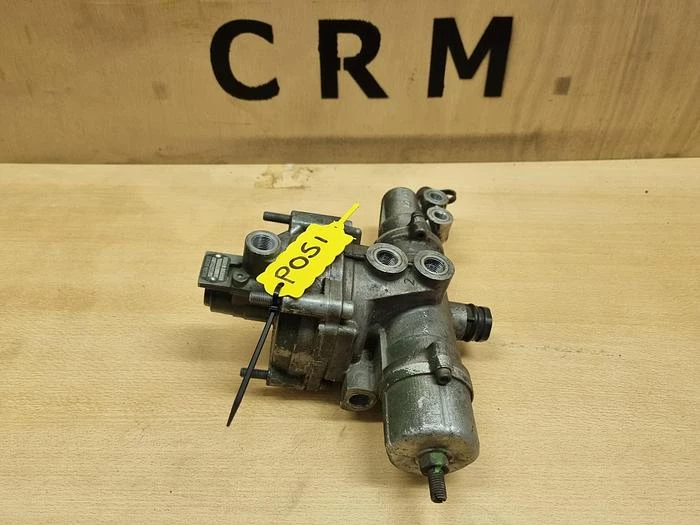 KNORR BREMSE LOAD SENSING VALVE BR5607 immagine 2