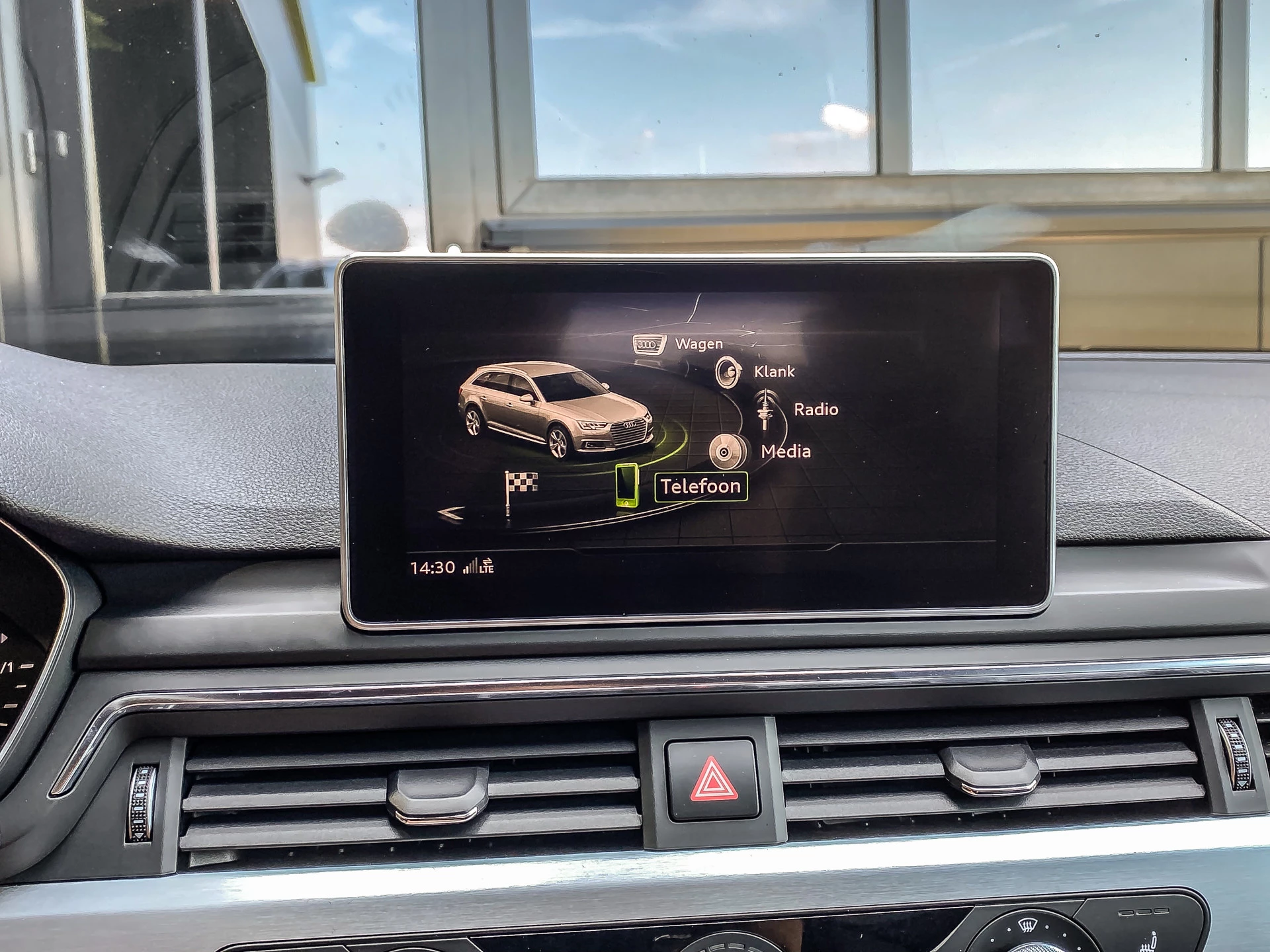 Audi A4 2017 - Avant S4 3.0 TFSI 354pk Quattro Pro Line Plus image 67