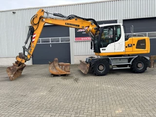 Liebherr N/A 2017 - A 914 Litronic, 2017 Year only 7955 Hours! Incl. 3x buckets!! obrazek 1