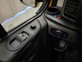 Ford Transit Custom 2022 - 2.0TDCI 130pk L2/H1 Trekhaak Euro 6! image 11