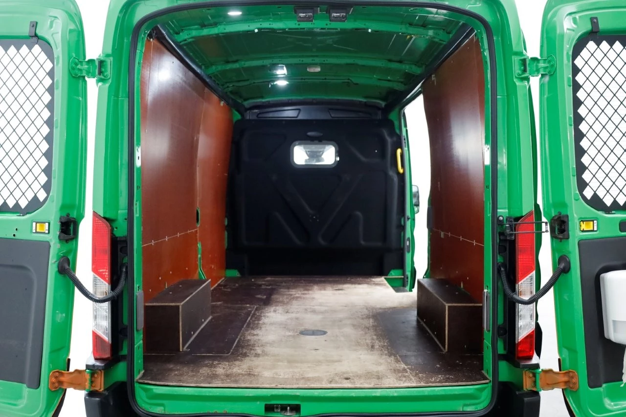 Ford Transit 2019 - 350 2.0 TDCI 130pk E6 RWD L3H2 Trend Airco/Camera/Trekhaak 2750kg 11-2019 immagine 5