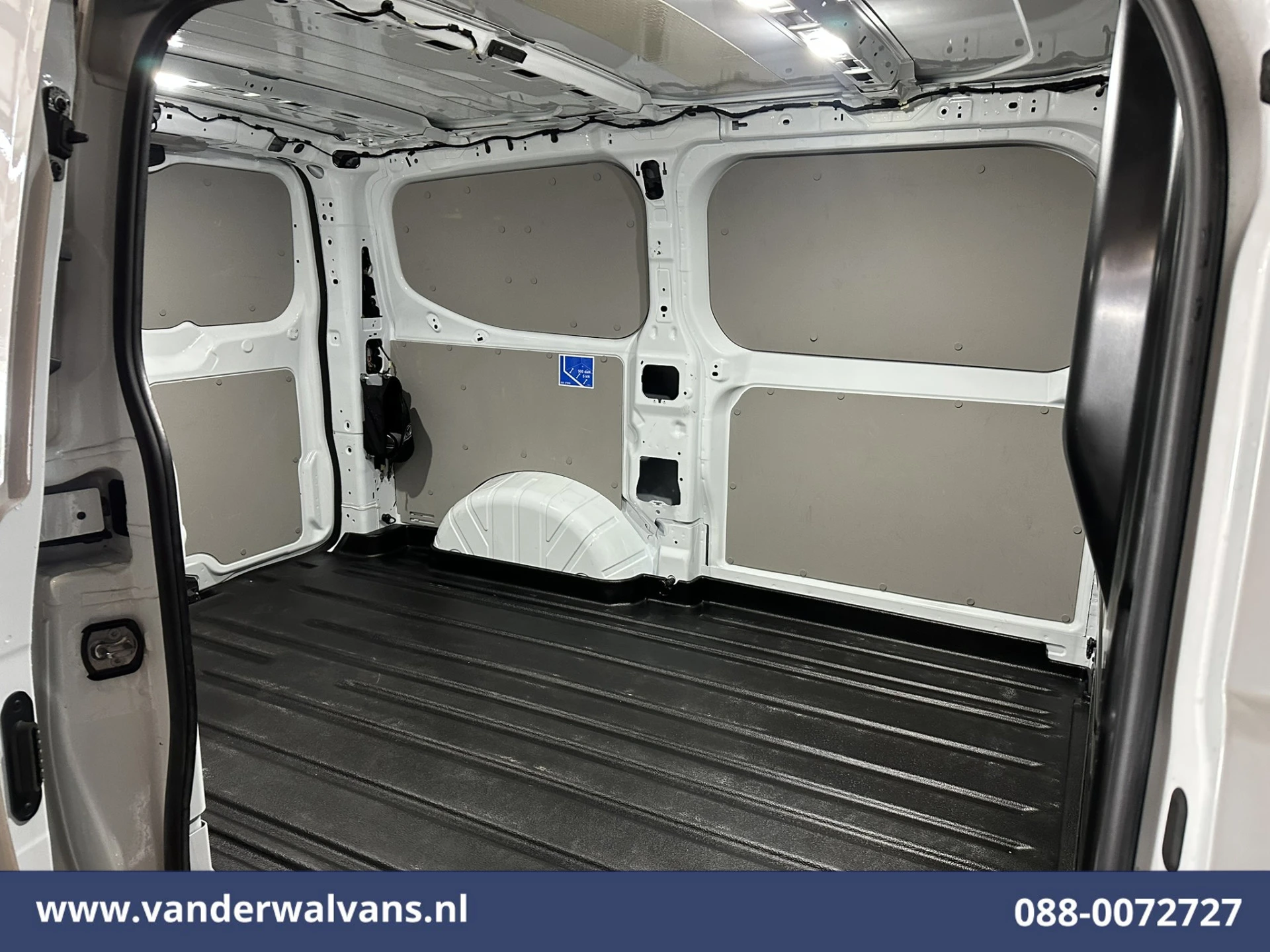 Ford Transit Custom 2024 - 2.0 TDCI 111pk L1H1 Euro6 Airco | Camera | LED | Apple Carplay | Cruisecontrol obrázek 13