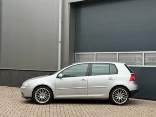 Volkswagen Golf 2007 - 1.6 Trendline bj.2007 5 Drs|Clima|Cc|Pdc. image 2