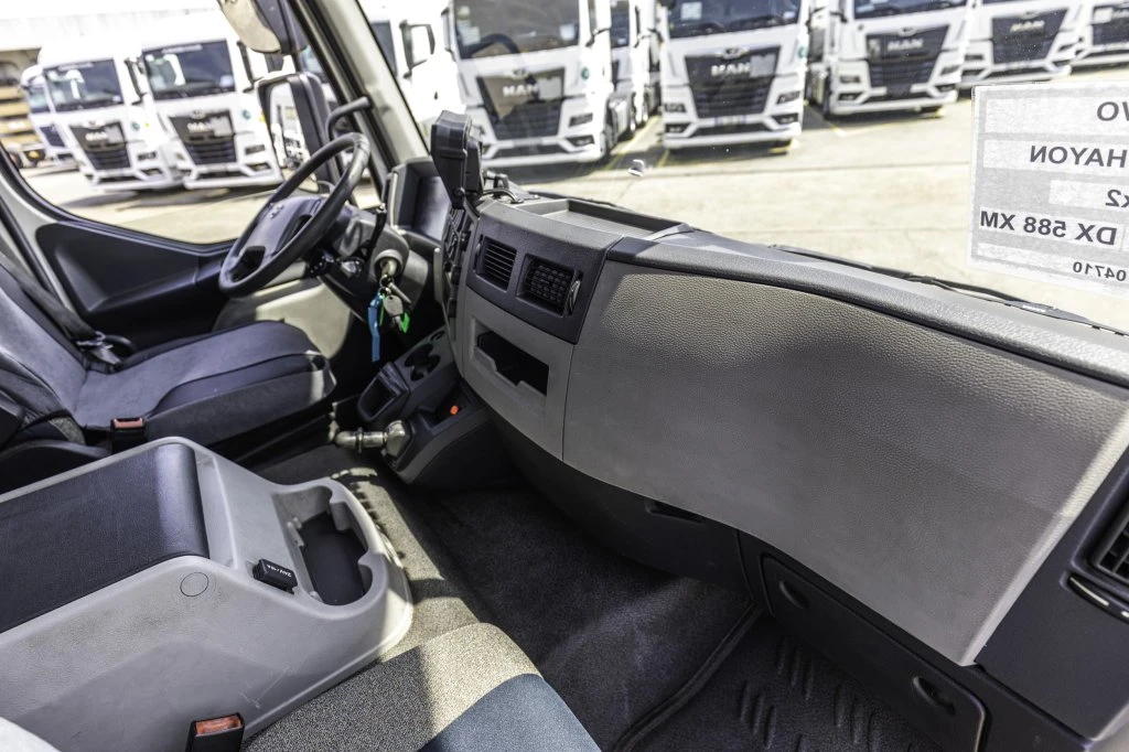 Volvo 2015 - FE 250+HAYON BAR afbeelding 20