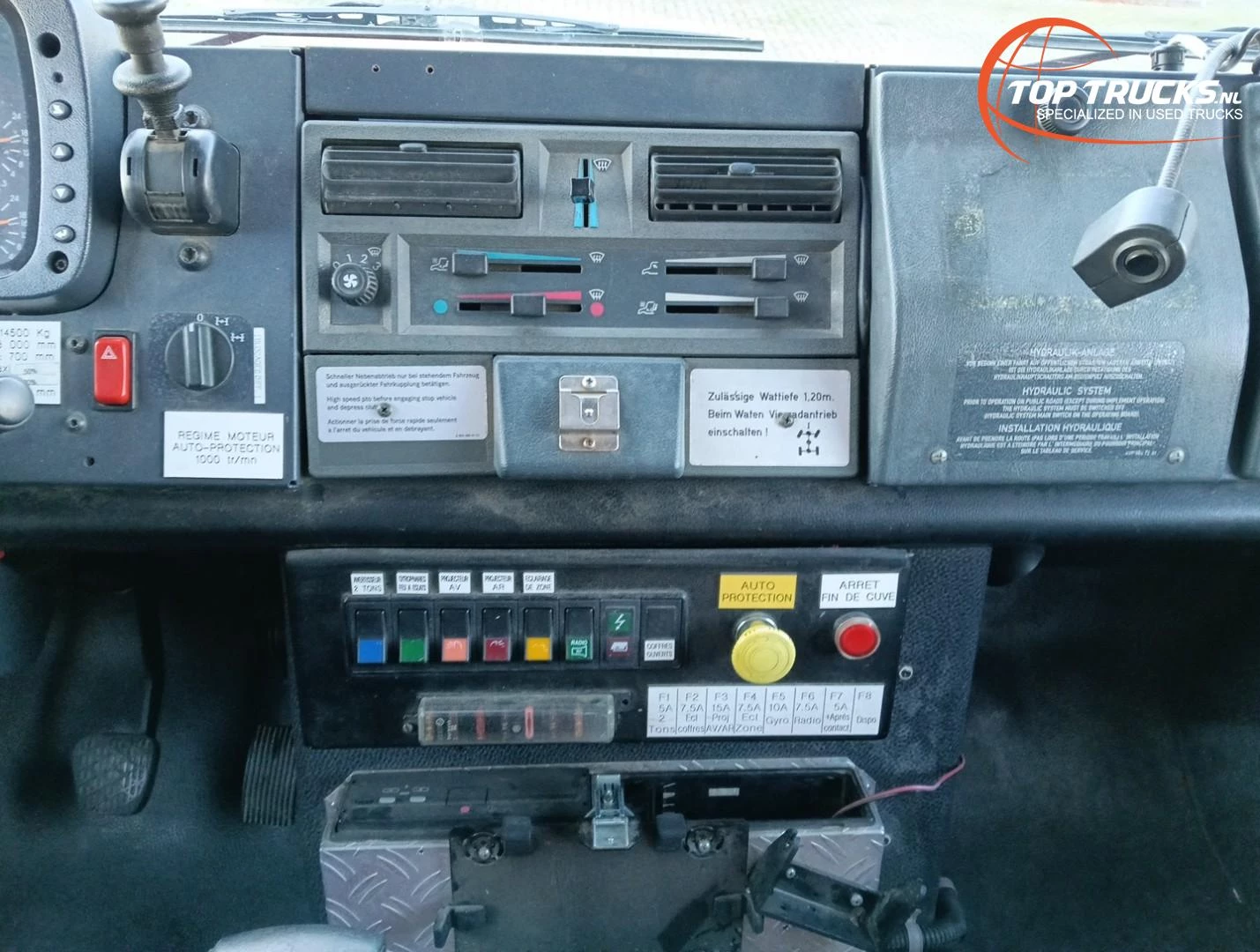 Unimog U 5000 2005 immagine 18