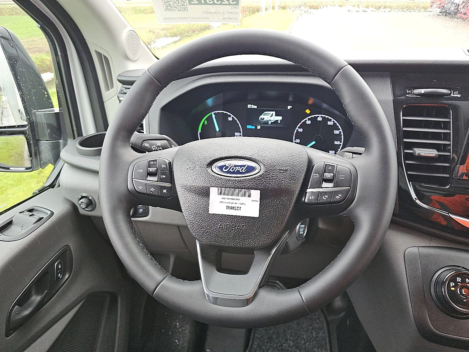 Ford E-Transit 2025 изображение 12