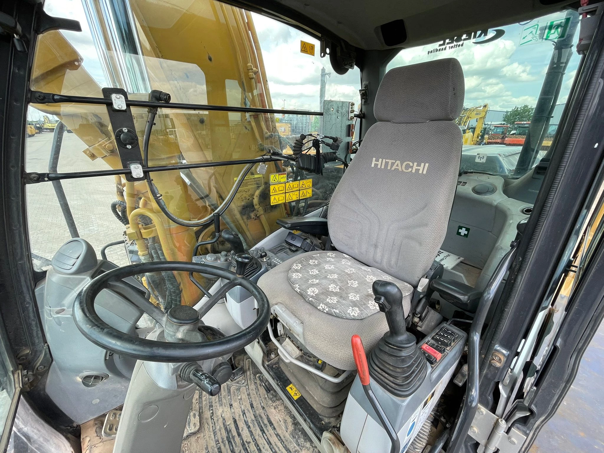Hitachi ZX170W-5B 2016 obrázek 17