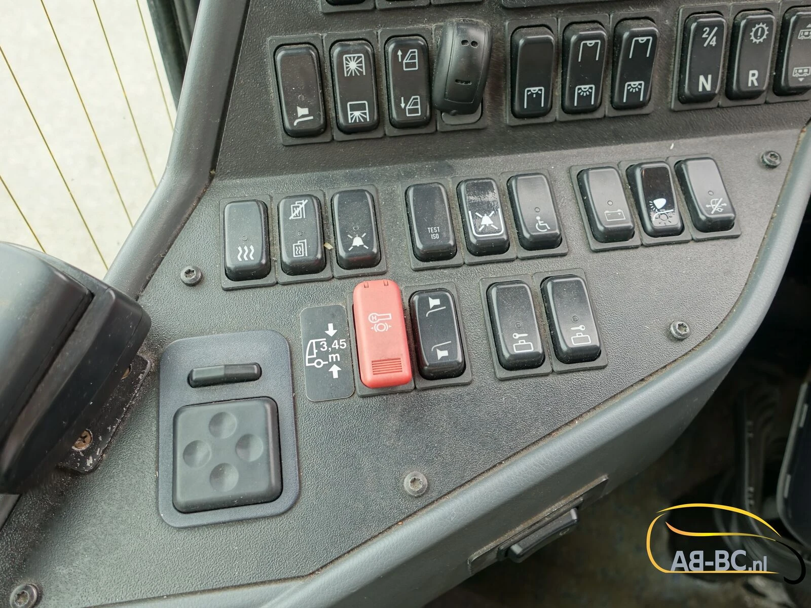 Mercedes-Benz Intouro 49 Seats Liftbus EURO 6 2016 image 61