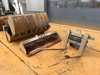 Mecalac 12MTX incl. 5 x bucket 2013 - N/A obrazek 43