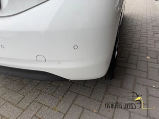 Peugeot 208 2014 - 1.2 VTi Allure obrazek 12