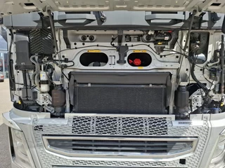Volvo FH 2019 - FH4-460 / VEB+ / HYDRAULICS / DOUBLE TANK / SMART TACHO V2 / 688399 KM / LWDS / FRIDGE / AUTOMATIC / EURO-6-D / 2019 image 7
