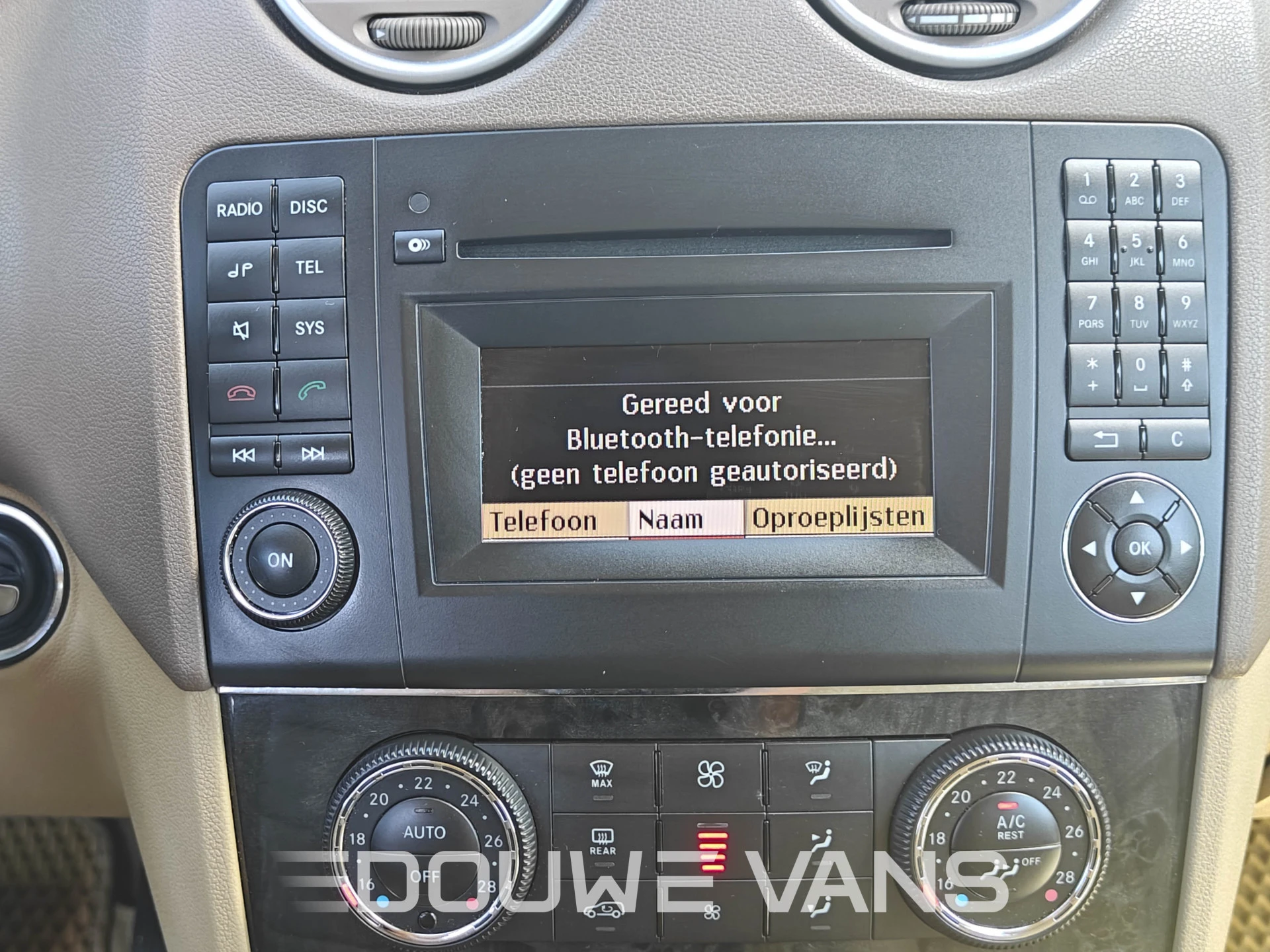 Mercedes-Benz ML 2010 - ML 350 4Matic Automaat Goed Onderhouden Parktronic obrázek 17