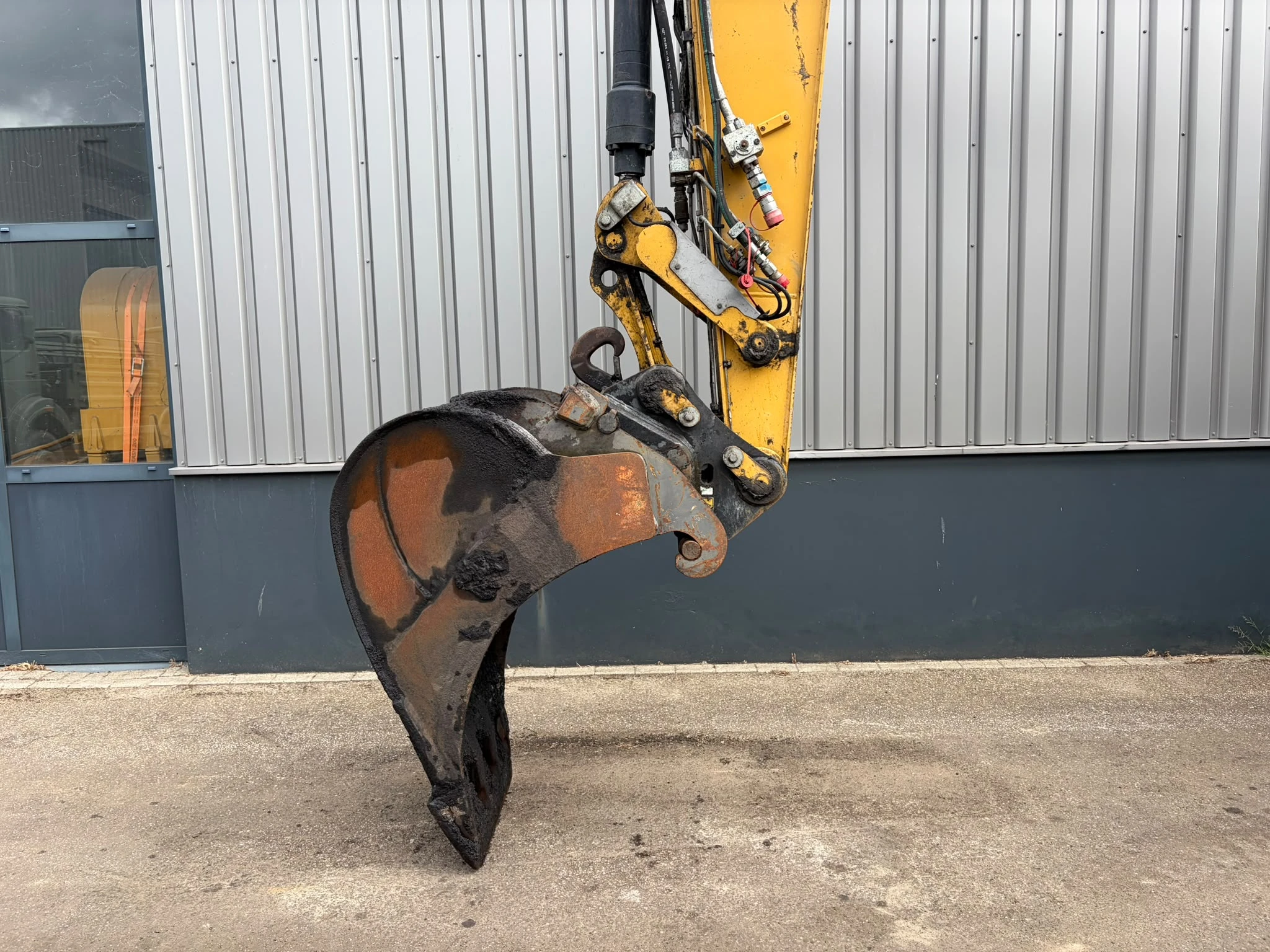Caterpillar M318F 2015 image 9