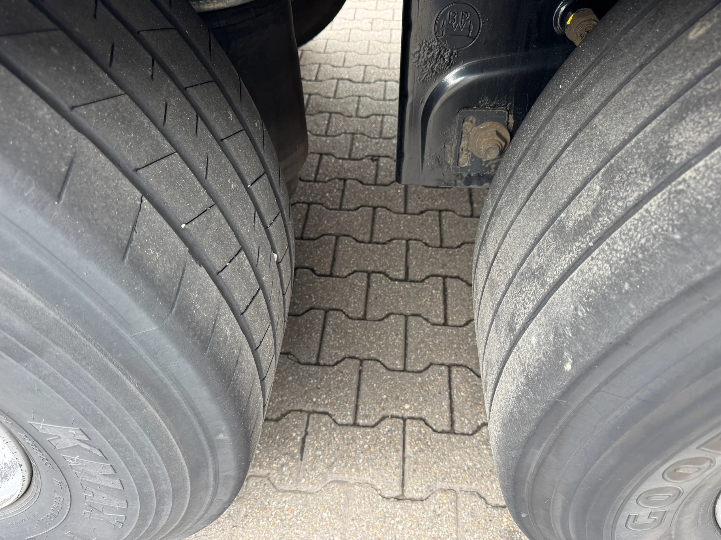 Krone 2015 - Schuifzeil-Dak / Laadklep / BPW-Axle / Code XL / APK obrázek 18