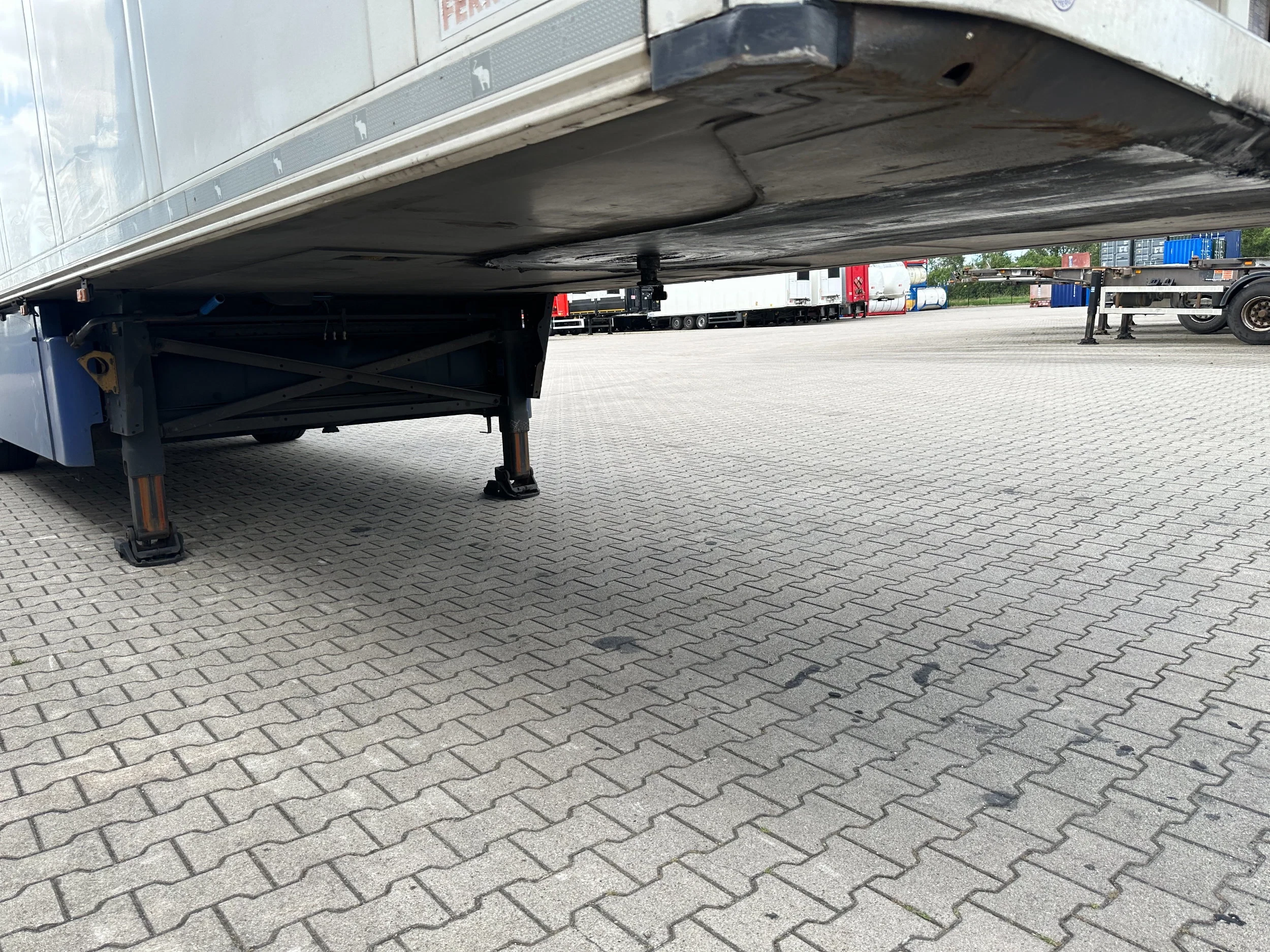 Schmitz Cargobull 2016 - CARRIER VECTOR 1550 D/E / SAF DISCBRAKES / PALLETBOX / NL-TRAILER / APK: 11-2026 imagen 27