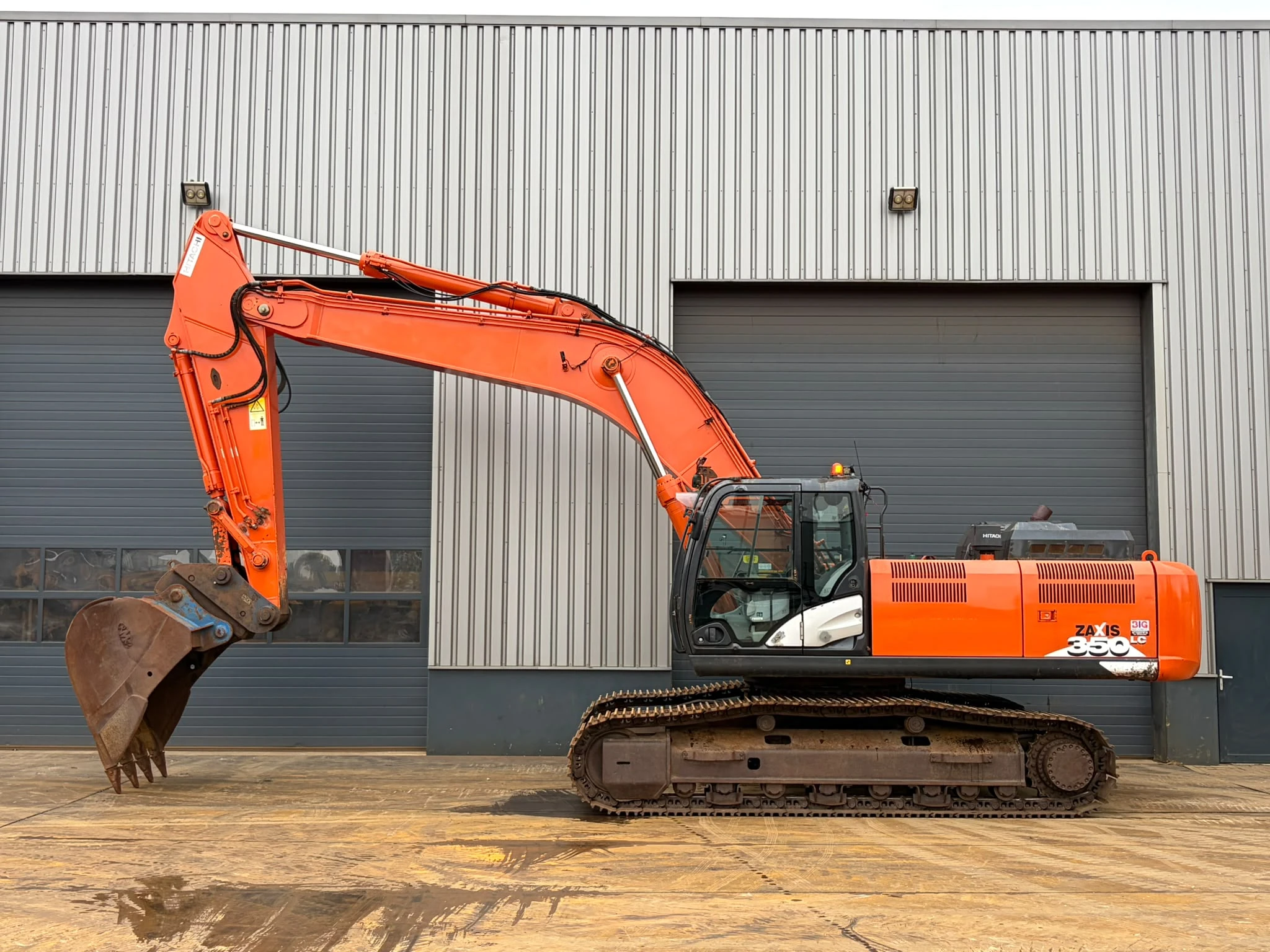 Hitachi ZX350LC-6 2018 image 1