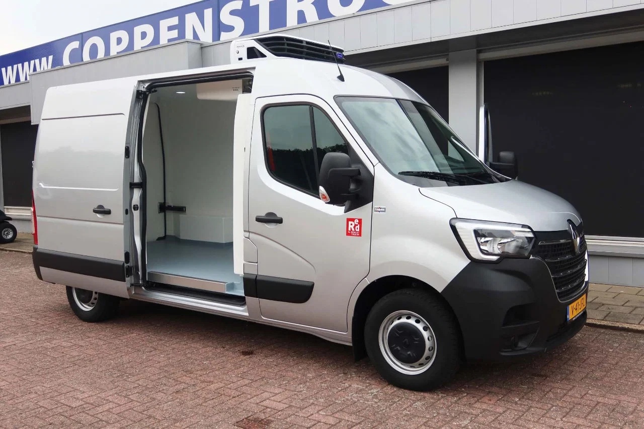 Renault Master 2024 - Red Edition 150 PK Carrier Xarios 350 Koele/vriezen/verwarmen + nachtaansluiting 220 volt. изображение 2