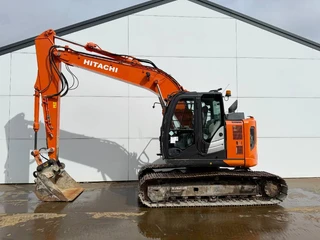 Hitachi 2017 - ZX135US-6 - Quick Coupler / Hammer Lines en venta