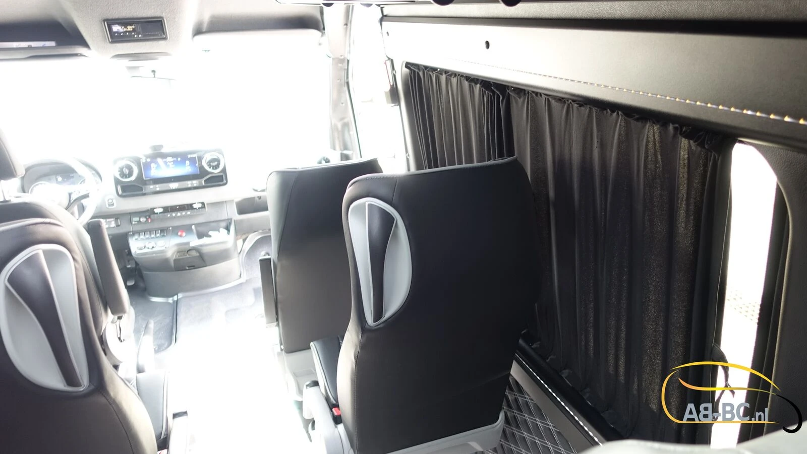 Mercedes-Benz Sprinter 2026 - Aveuro 519 CDI 21 seats EURO 6 obrázek 92