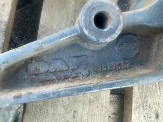 DAF N/A - 1321962 / 1321966 SUPPORT RH imagen 2