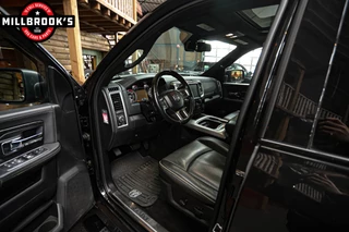 Dodge Ram 2016 - 2500 limited 6.7L Cummins Black Edition obrazek 10