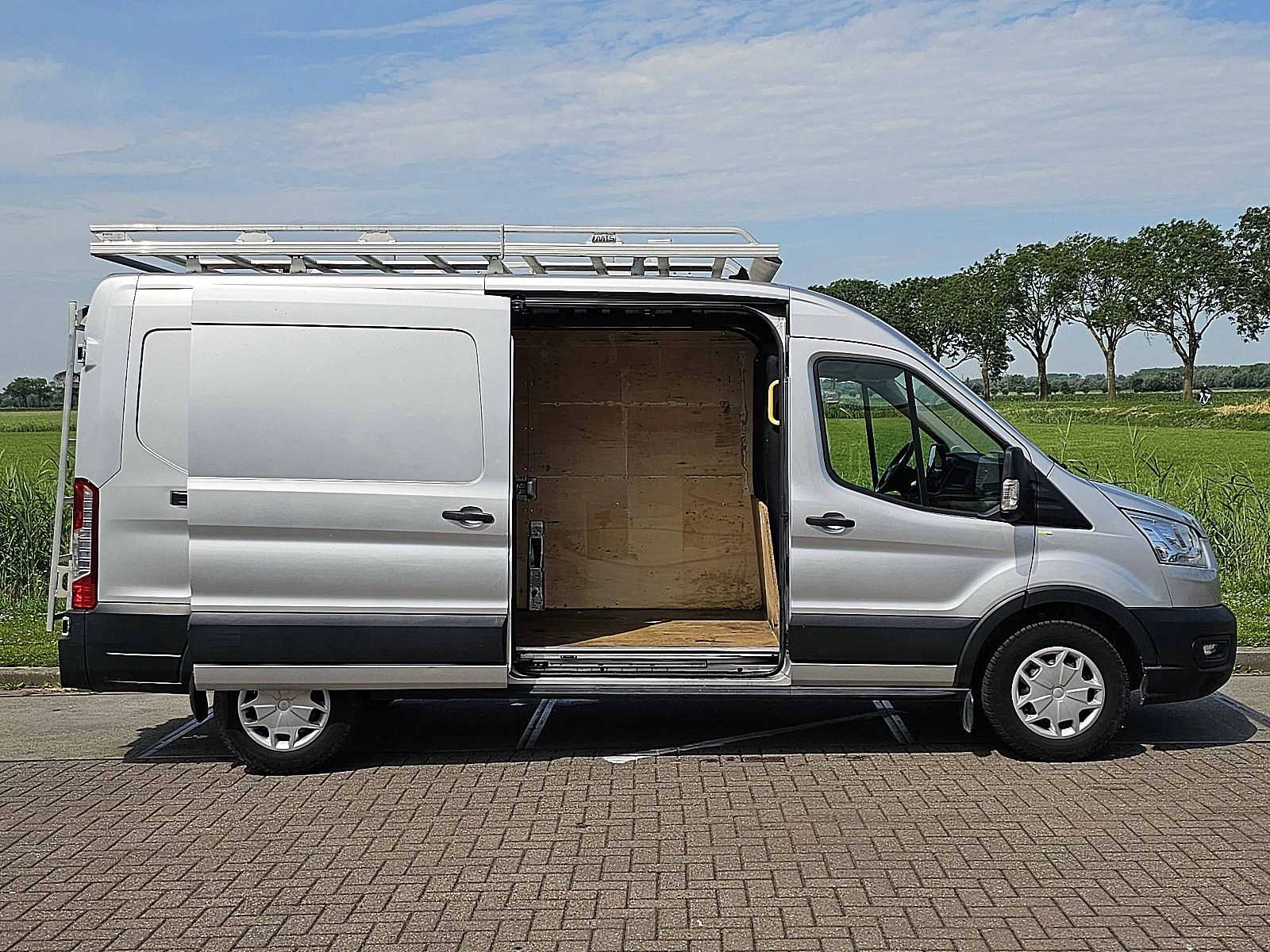 Ford Transit 2020 - 2.0 Bild 13
