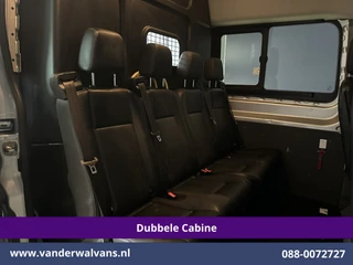 Ford Transit 2020 - 2.0 TDCI 131pk L3H2 Dubbele Cabine Euro6 Airco | 7-Zits | Camera | Navigatie | 2500kg Trekhaak | Apple Carplay image 2 thumbnail