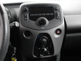Peugeot 108 2021 - 1.0 e-VTi Active afbeelding 3 miniatuur