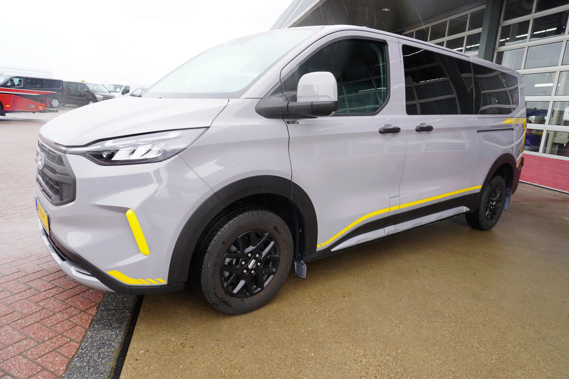 Ford Transit Custom 2024 - 320L 2.0 TDCI 136PK L2H1 Trail DubbelCabine Schuifdeur L/R obrázek 10