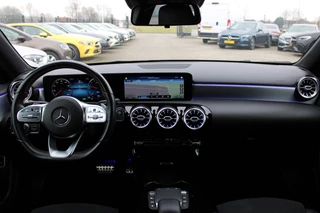 Mercedes-Benz A-Class 2020 - 250e AUT8 AMG Line Limited NAVI SFEER CARPLAY DAB 18'' obrazek 2