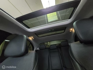 Mercedes-Benz C-Class 2022 - 200 Luxury Line Panorama dak bild 18
