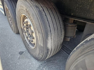 Pacton T3 001 /3 axle curtainsider /saf disc/ apk tuv/13-03-2027. 2004 - N/A obrazek 26