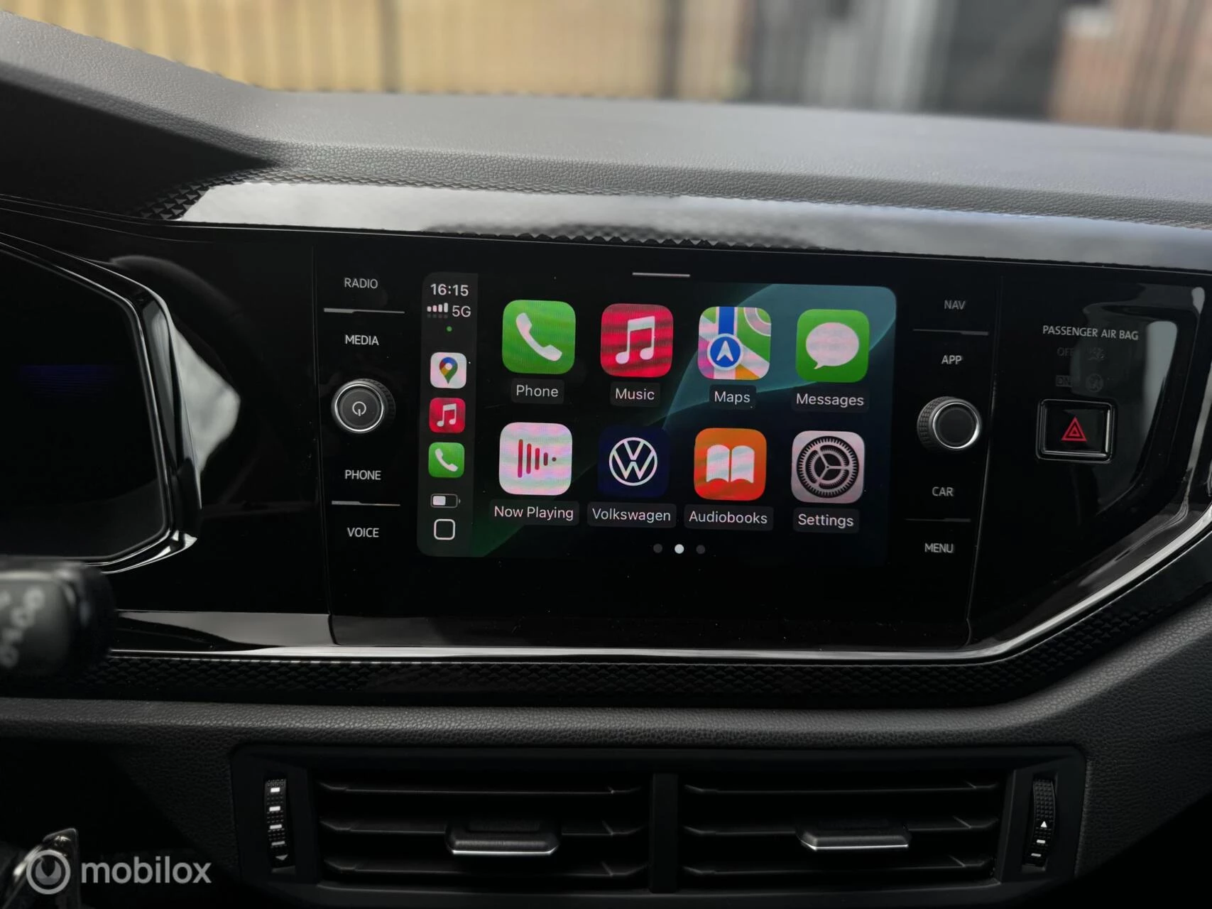 Volkswagen Polo 2022 - 1.0 TSI Life Business APPLE CAR PDC 62KM afbeelding 19