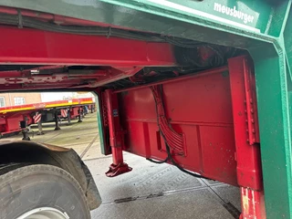 Meusburger N/A 2016 - 4 axel steering, Double extendable up to 28 meters, extendable up to 3.2 meters, radio controlled, sliding roof image 20