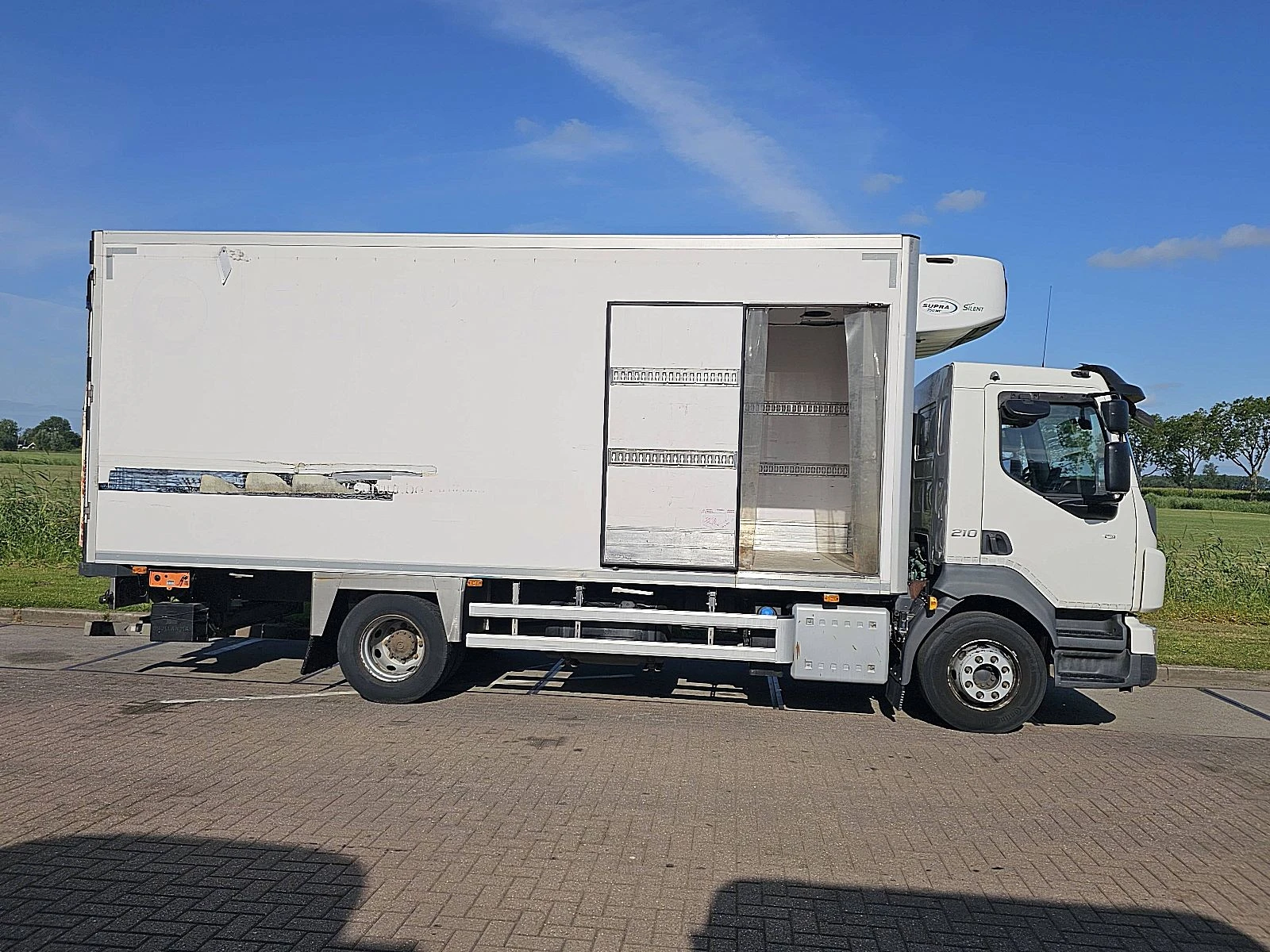 Volvo 2017 - FL 210.14 obrázek 13