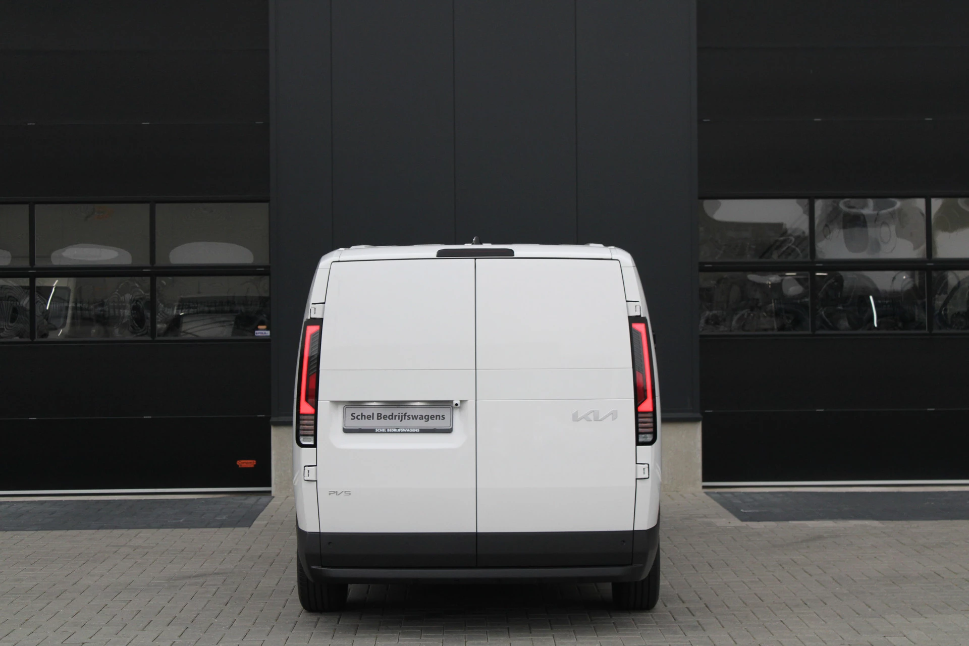 Kia PV5 2026 - L2H1 Plus 71.2 kWh 164pk - 416km WLTP - Stoel/Stuurverwarming - Keyless - V2L - Camera - ACC met stuurhulp - Rijklaar afbeelding 6